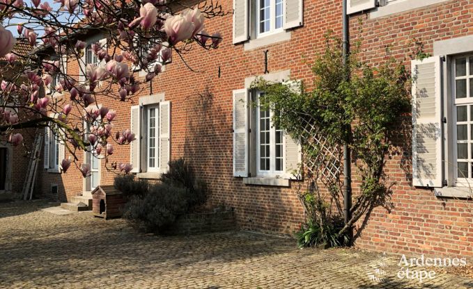 Maison de vacances � Hannut pour 20 personnes en Ardenne