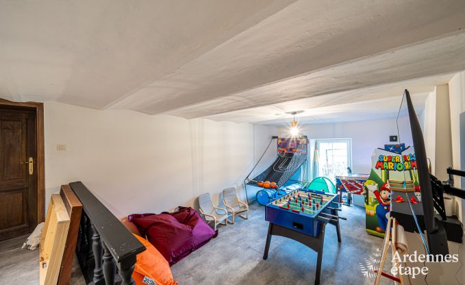 Maison de vacances � M�an pour 14 personnes pr�s de Durbuy avec piscine, bar, salle de jeux et jardin priv�