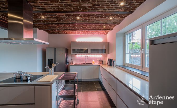 Maison de vacances � M�an pour 14 personnes pr�s de Durbuy avec piscine, bar, salle de jeux et jardin priv�