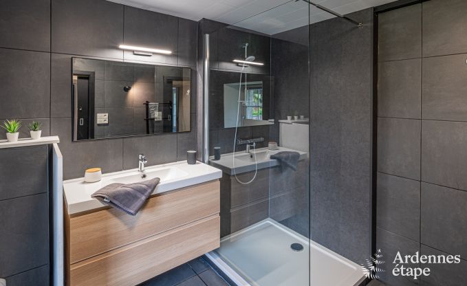 Maison de vacances � M�an pour 14 personnes pr�s de Durbuy avec piscine, bar, salle de jeux et jardin priv�