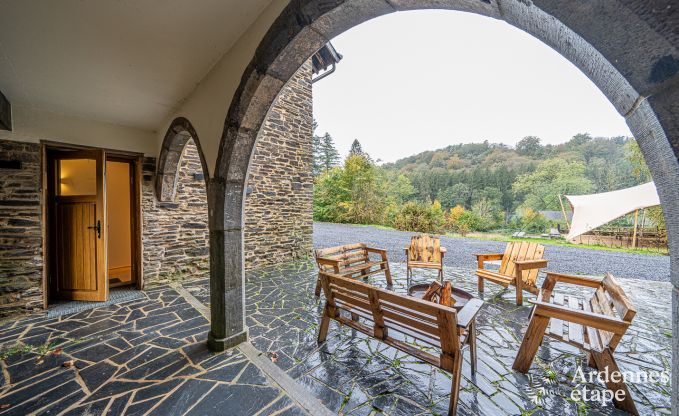 Villa de Luxe � Herbeumont pour 44 personnes en Ardenne