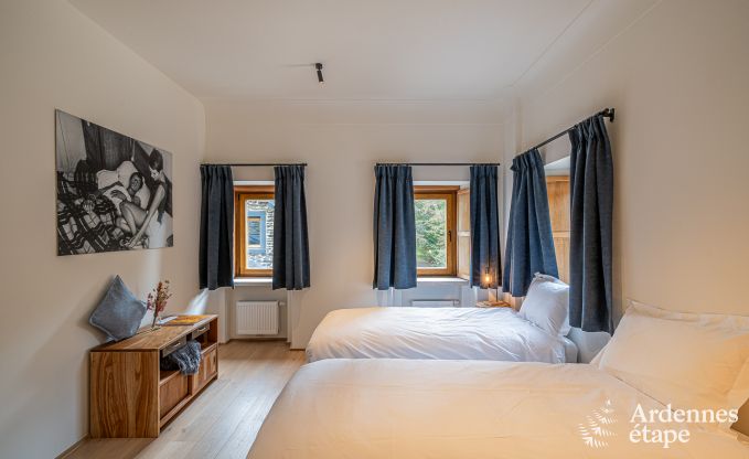 Villa de Luxe � Herbeumont pour 44 personnes en Ardenne