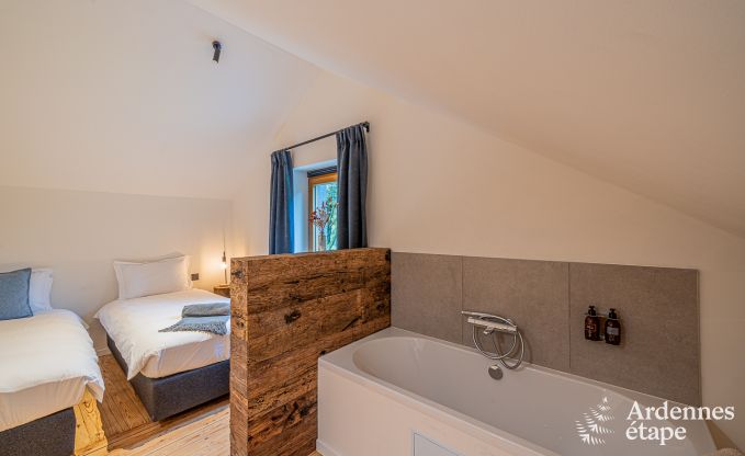 Villa de Luxe � Herbeumont pour 44 personnes en Ardenne