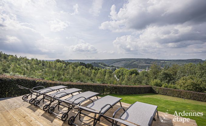 Villa de Luxe � Herbeumont pour 20 personnes en Ardenne