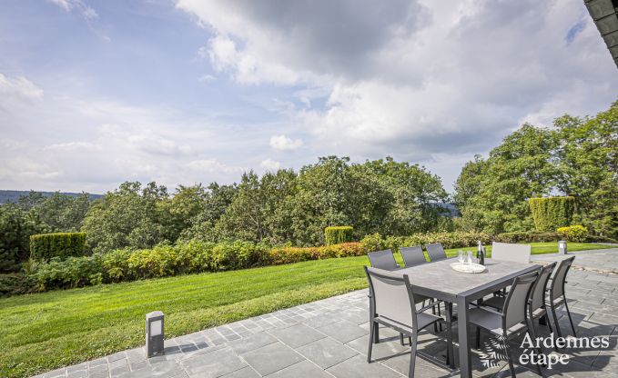 Villa de Luxe � Herbeumont pour 20 personnes en Ardenne