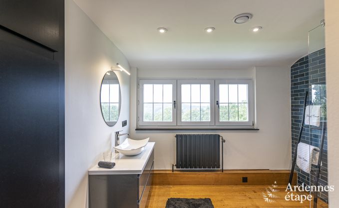 Villa de Luxe � Herbeumont pour 20 personnes en Ardenne