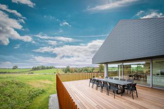 Villa de luxe à Herbeumont pour 12 personnes avec sauna, proche de la forêt.