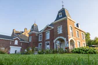 Villa de luxe à Herve, Ardenne : 15 personnes, moderne et adaptée aux enfants