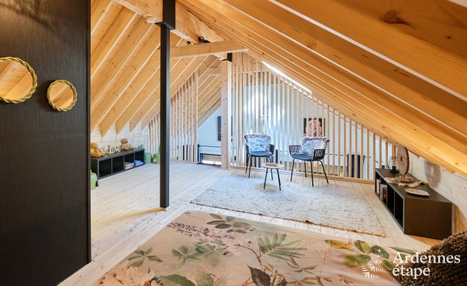 Chalet  Hotton pour 6 personnes avec spa de nage, bain nordique et sauna extrieur prs de Durbuy