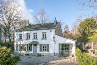 Maison de vacances au charme 3 étoiles pour 9 pers. à louer à Hotton.