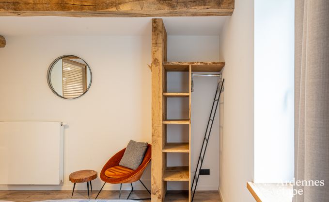 Grande maison de vacances pour 15 personnes � Hotton, Ardenne, avec 6 chambres et salles de bains, chemin�e, billard et terrasse avec brasero