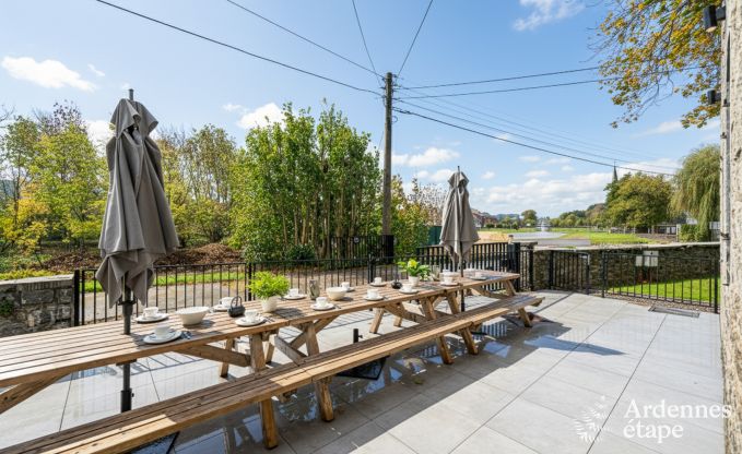 Grande maison de vacances pour 15 personnes � Hotton, Ardenne, avec 6 chambres et salles de bains, chemin�e, billard et terrasse avec brasero