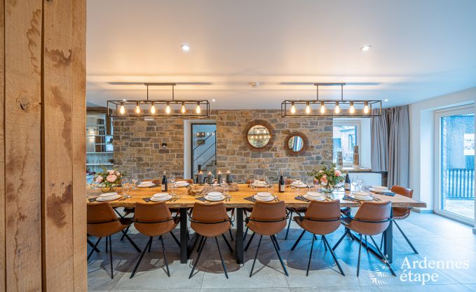 Grande maison de vacances pour 15 personnes � Hotton, Ardenne, avec 6 chambres et salles de bains, chemin�e, billard et terrasse avec brasero
