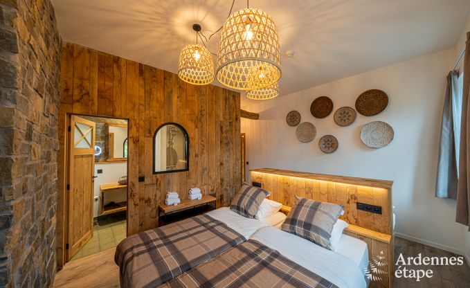 Grande maison de vacances pour 15 personnes � Hotton, Ardenne, avec 6 chambres et salles de bains, chemin�e, billard et terrasse avec brasero