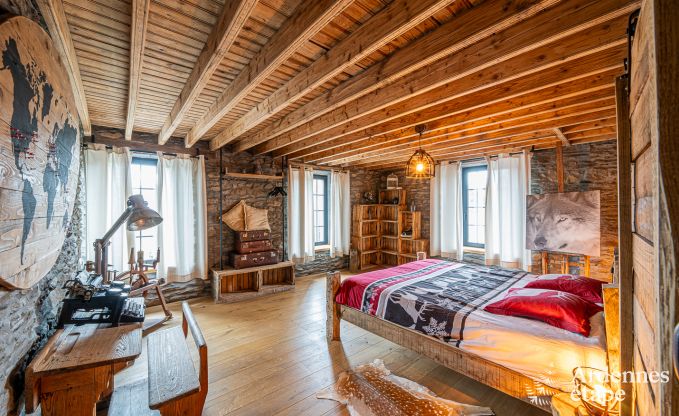 Maison de vacances unique pour 6 personnes � Houffalize, en Ardenne, dans une ambiance de No�l toute l'ann�e !