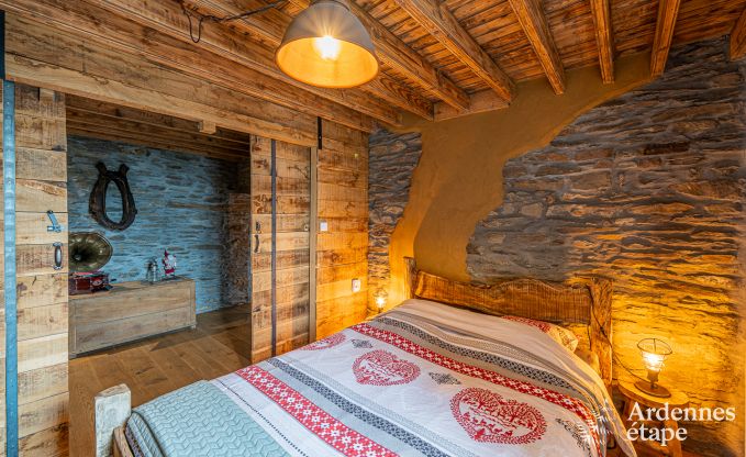 Maison de vacances unique pour 6 personnes � Houffalize, en Ardenne, dans une ambiance de No�l toute l'ann�e !