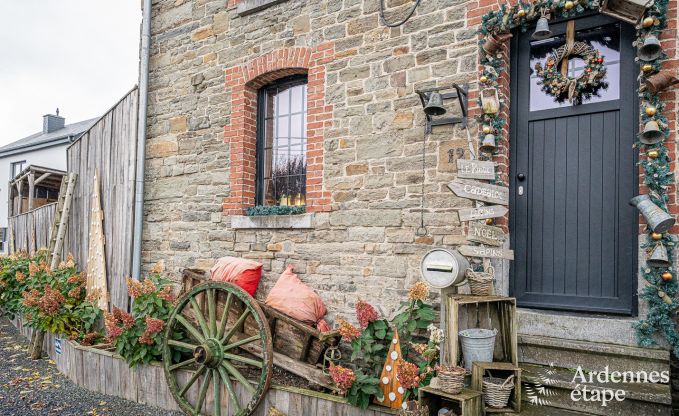 Maison de vacances unique pour 6 personnes � Houffalize, en Ardenne, dans une ambiance de No�l toute l'ann�e !