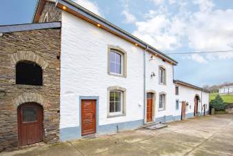 Gîte à louer en Ardenne pour 9 personnes près d'Houffalize