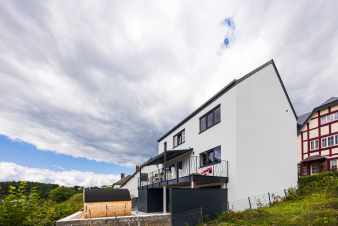 Spacieuse maison de vacances à Houffalize pour 8 avec sauna et terrasse - Maison chien admis