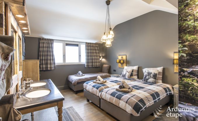 Villa de Luxe  Houffalize pour 18 personnes en Ardenne