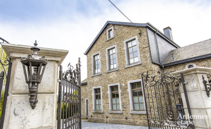 Villa de Luxe  Houffalize pour 18 personnes en Ardenne