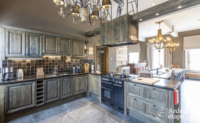 Villa de Luxe  Houffalize pour 18 personnes en Ardenne