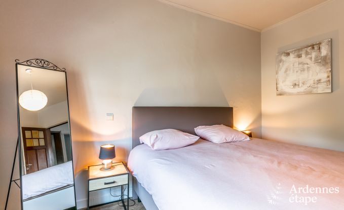 Villa de luxe au cur de Houffalize : maison de vacances pour 24 personnes avec sauna, jacuzzi et salle de jeux en Ardenne