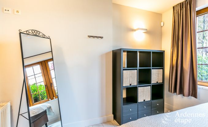 Villa de luxe au cur de Houffalize : maison de vacances pour 24 personnes avec sauna, jacuzzi et salle de jeux en Ardenne