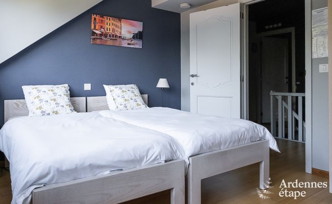 villa de luxe � Houffalize : h�bergement pour 18 personnes avec piscine, sauna et jardin priv� en Ardenne