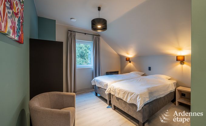 villa de luxe � Houffalize : h�bergement pour 18 personnes avec piscine, sauna et jardin priv� en Ardenne