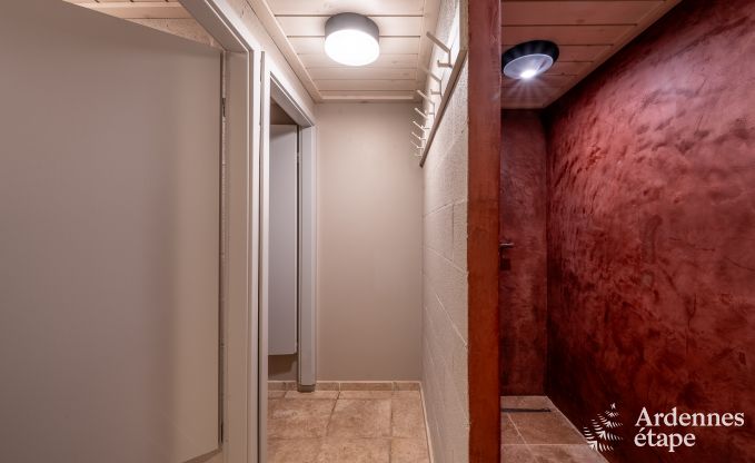 Villa de luxe � Houffalize : h�bergement pour 22 personnes avec piscine, sauna et jardin en Ardenne