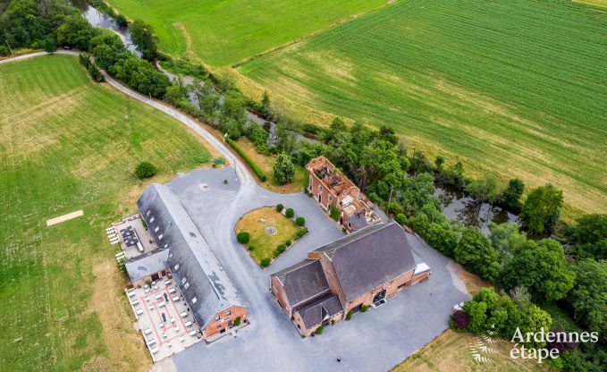 Maison de vacances � Houyet pour 30 personnes en Ardenne