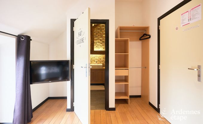 Maison de vacances � Houyet pour 30 personnes en Ardenne