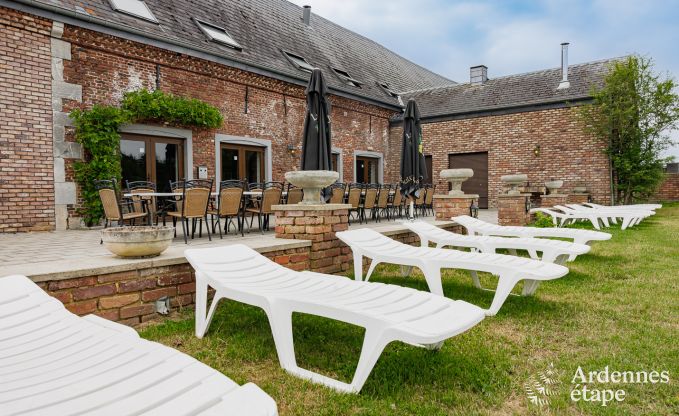 Maison de vacances � Houyet pour 30 personnes en Ardenne