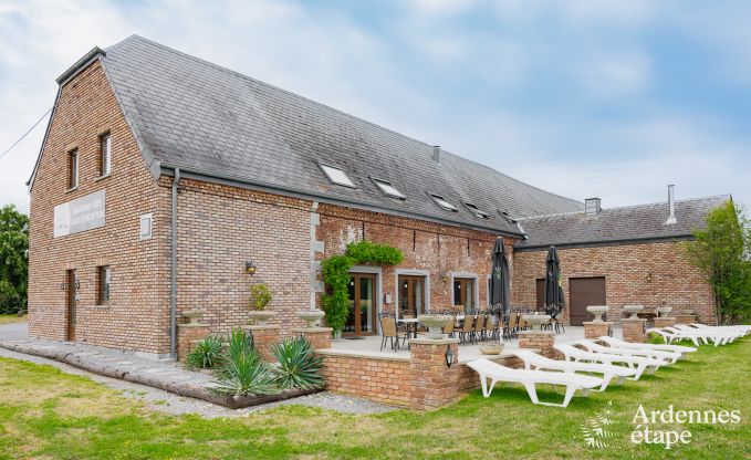 Maison de vacances � Houyet pour 30 personnes en Ardenne