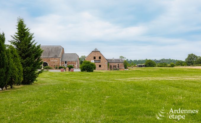 Maison de vacances � Houyet pour 30 personnes en Ardenne