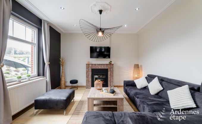 Maison de vacances confortable  ct de la ferme  Houyet, Ardenne