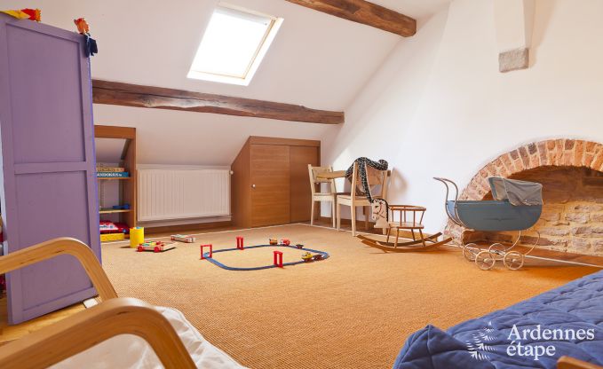 Maison de vacances � Huy pour 17 personnes en Ardenne