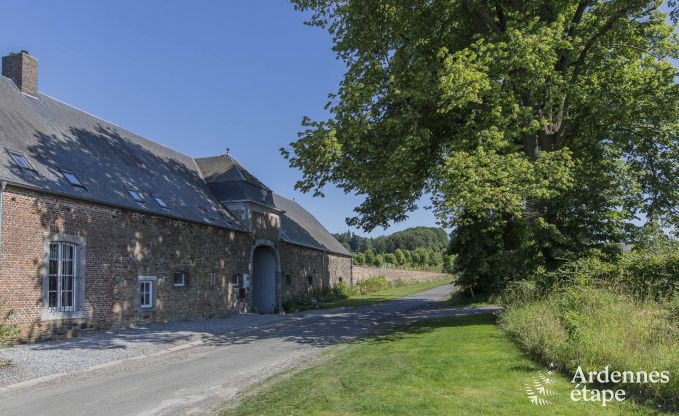 Maison de vacances � Huy pour 17 personnes en Ardenne