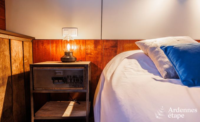 G�te insolite � Ittre pour 8 personnes en Ardenne