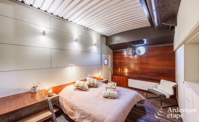 G�te insolite � Ittre pour 8 personnes en Ardenne