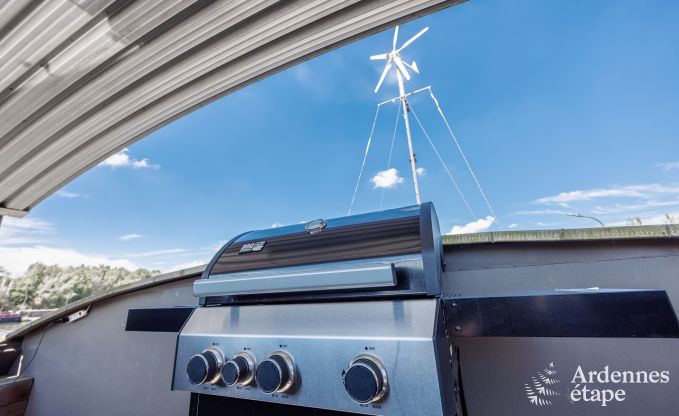 G�te insolite � Ittre pour 8 personnes en Ardenne