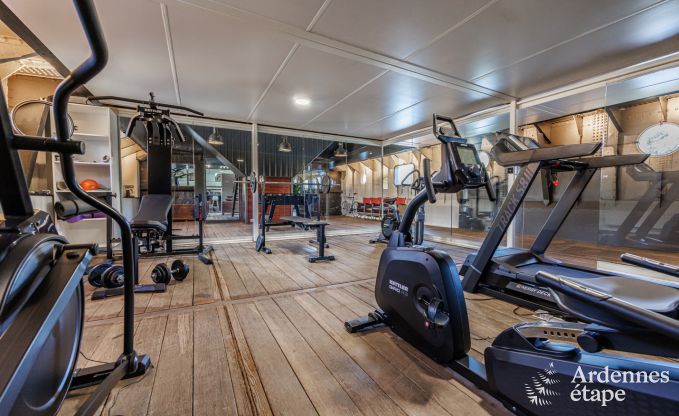 G�te insolite � Ittre pour 8 personnes en Ardenne