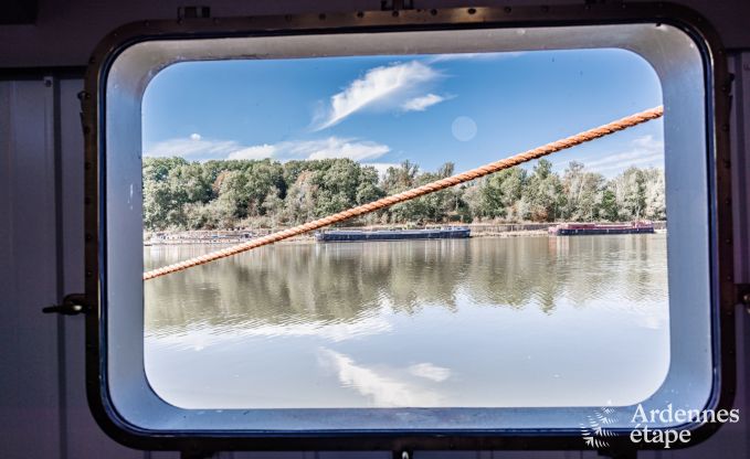 G�te insolite � Ittre pour 8 personnes en Ardenne