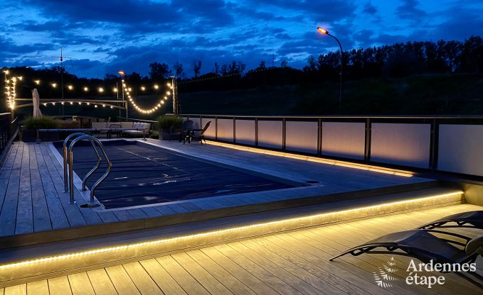 G�te insolite � Ittre pour 8 personnes en Ardenne