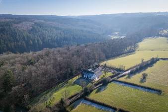 Luxueuse maison de vacances Jalhay : 8 personnes, 3 couples, lisière de forêt, Spa à proximité