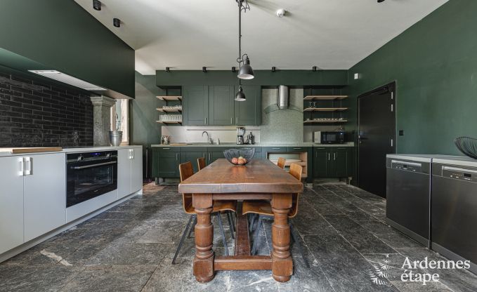 Chteau  Jalhay pour 24/28 personnes en Ardenne