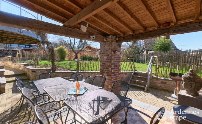 Maison de vacances de luxe  Jalhay pour 12 personnes avec jacuzzi, salle de jeux et jardin priv