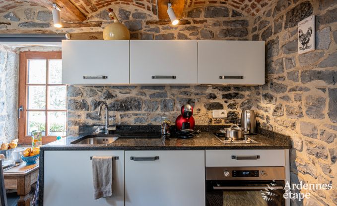 Maison de vacances confortable  Jambes pour 3 avec piscine