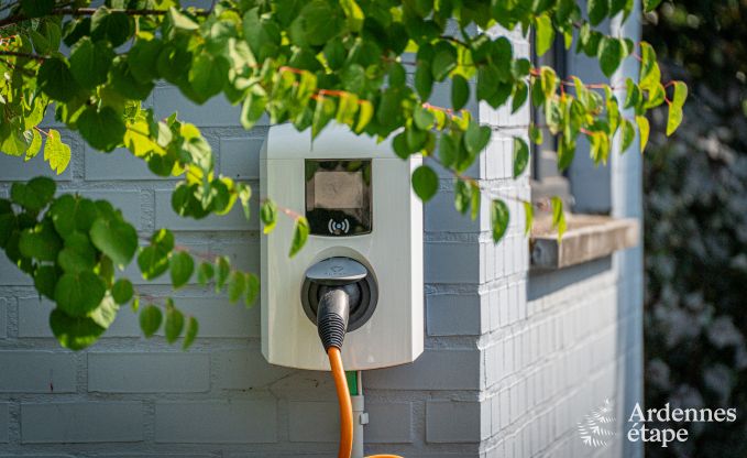 Maison de vacances confortable  Jambes pour 3 avec piscine